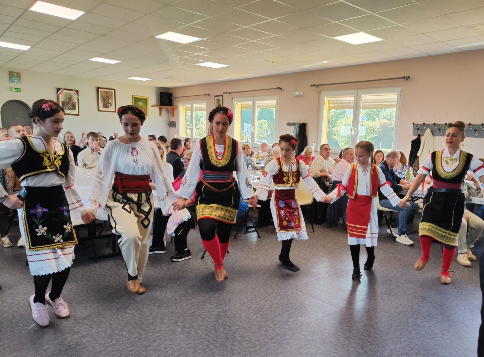 IMG-99367f222e1335108d9039593e5f3cf3-V