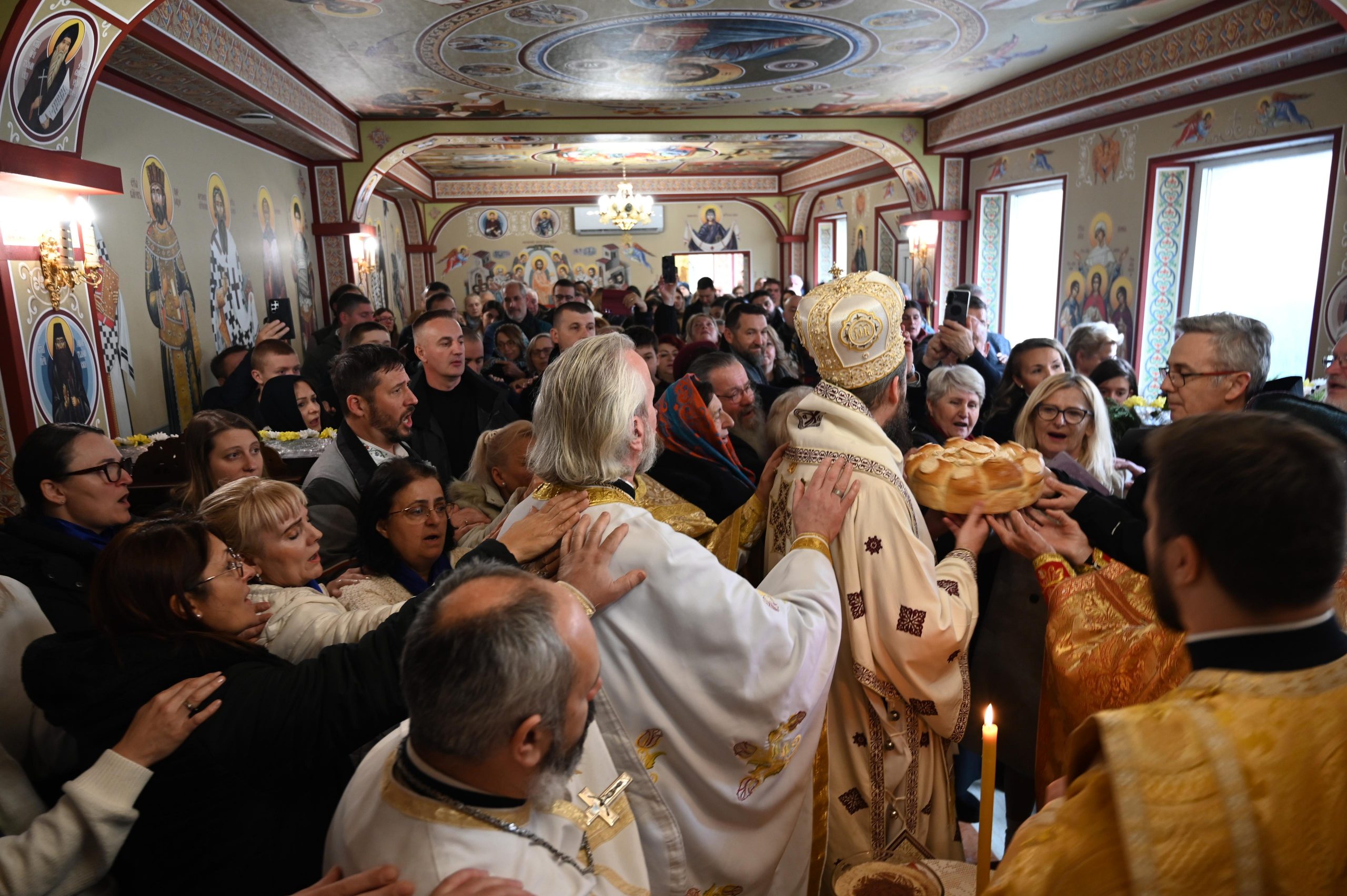 WhatsApp Image 2025-11-23 at 18.32.19 (2)